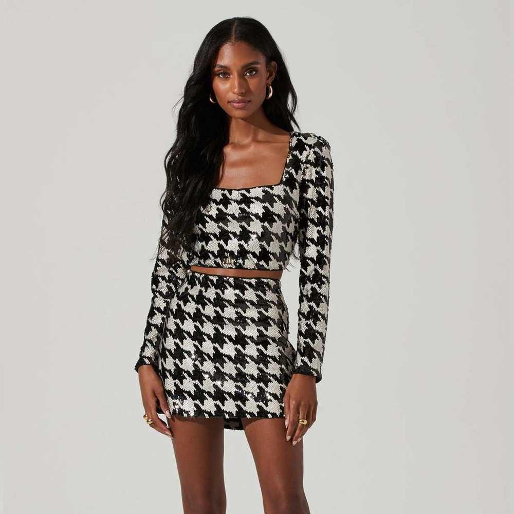 ASTR the label Darby sequin houndstooth set XS both top and bottom